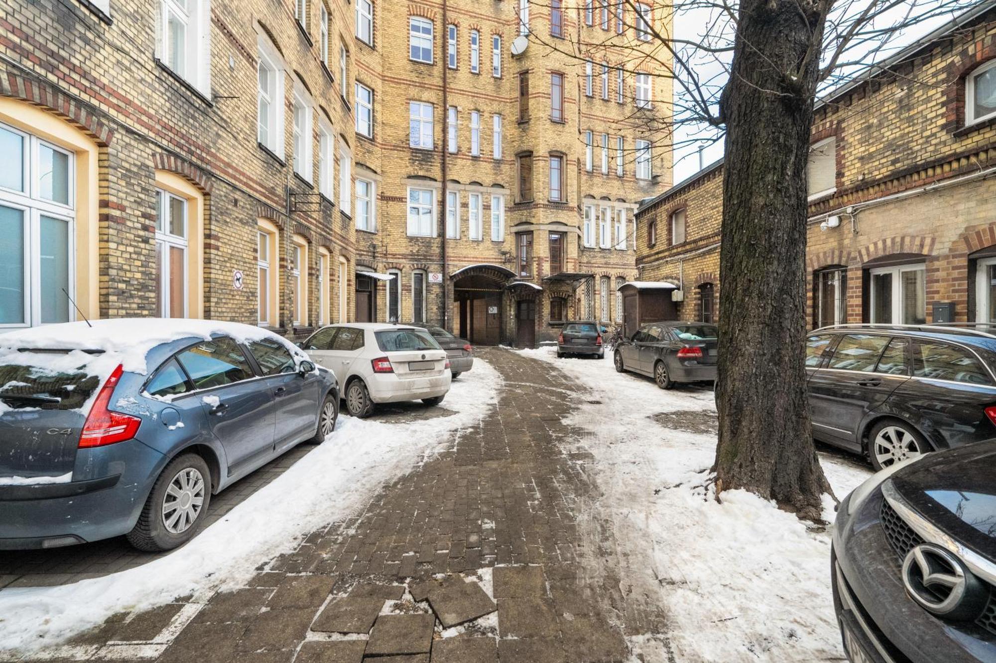 Przytulne Studia Very Berry W Poznaniu Blisko Parku By Noclegi Renters Extérieur photo